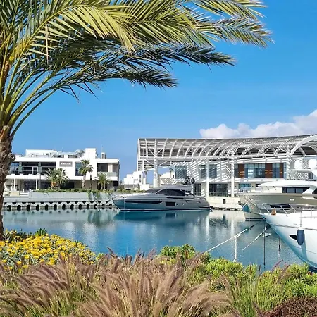 Scarlett, Ayia Thekla וילה איה נאפה