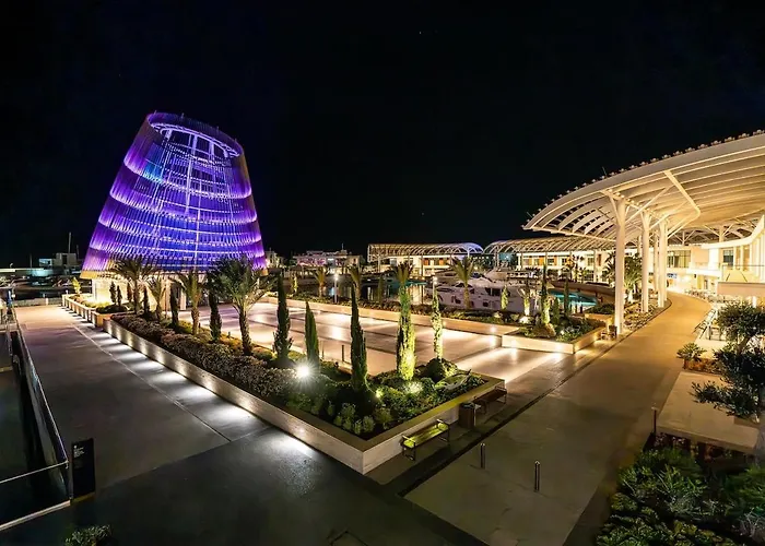 Scarlett, Ayia Thekla Willa Ajia Napa