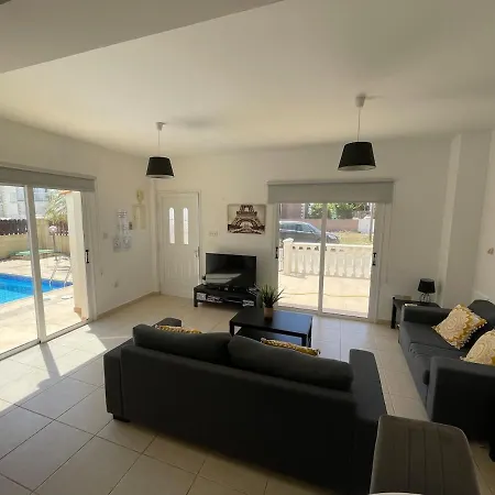 Scarlett, Ayia Thekla * Agia Napa