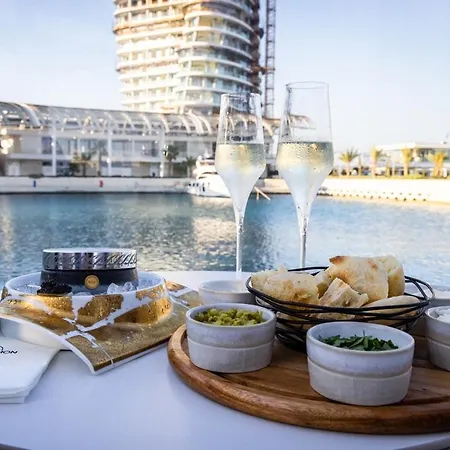 Scarlett, Ayia Thekla